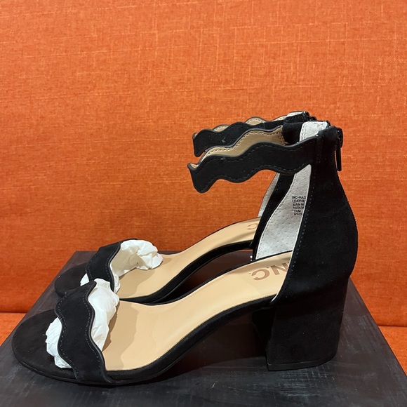 INC International Concepts Black Heeled Shoe - Picture 4 of 5